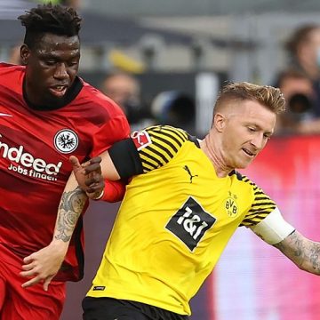 Bundesliga: falstart Bayernu, grad bramek w Dortmundzie
