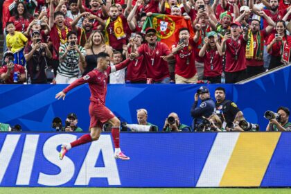 Kurs 10.0 na gola Cristiano Ronaldo z Kolumbią
