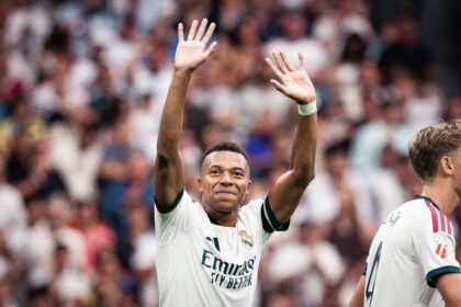Kurs 10.0 na gola Kyliana Mbappe z Betisem